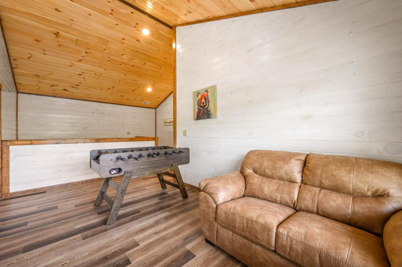 Osprey Nest Cottage Modern New Cabin Піджен-Фордж Екстер'єр фото